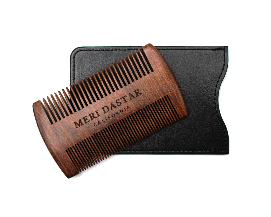 Meri Dastar Wooden comb with black case on a white background